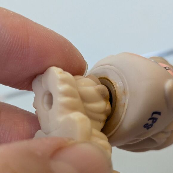 Littlest Pet Shop #1471 Beige and Orange Angora Rabbit Bunny, Blue Eyes - Picture 9 of 10